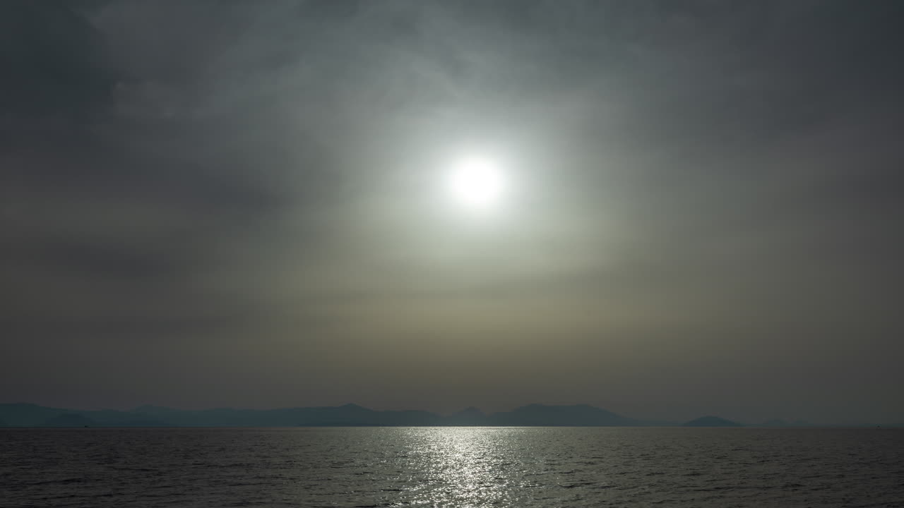 아름다운 해변과 해안 그리스