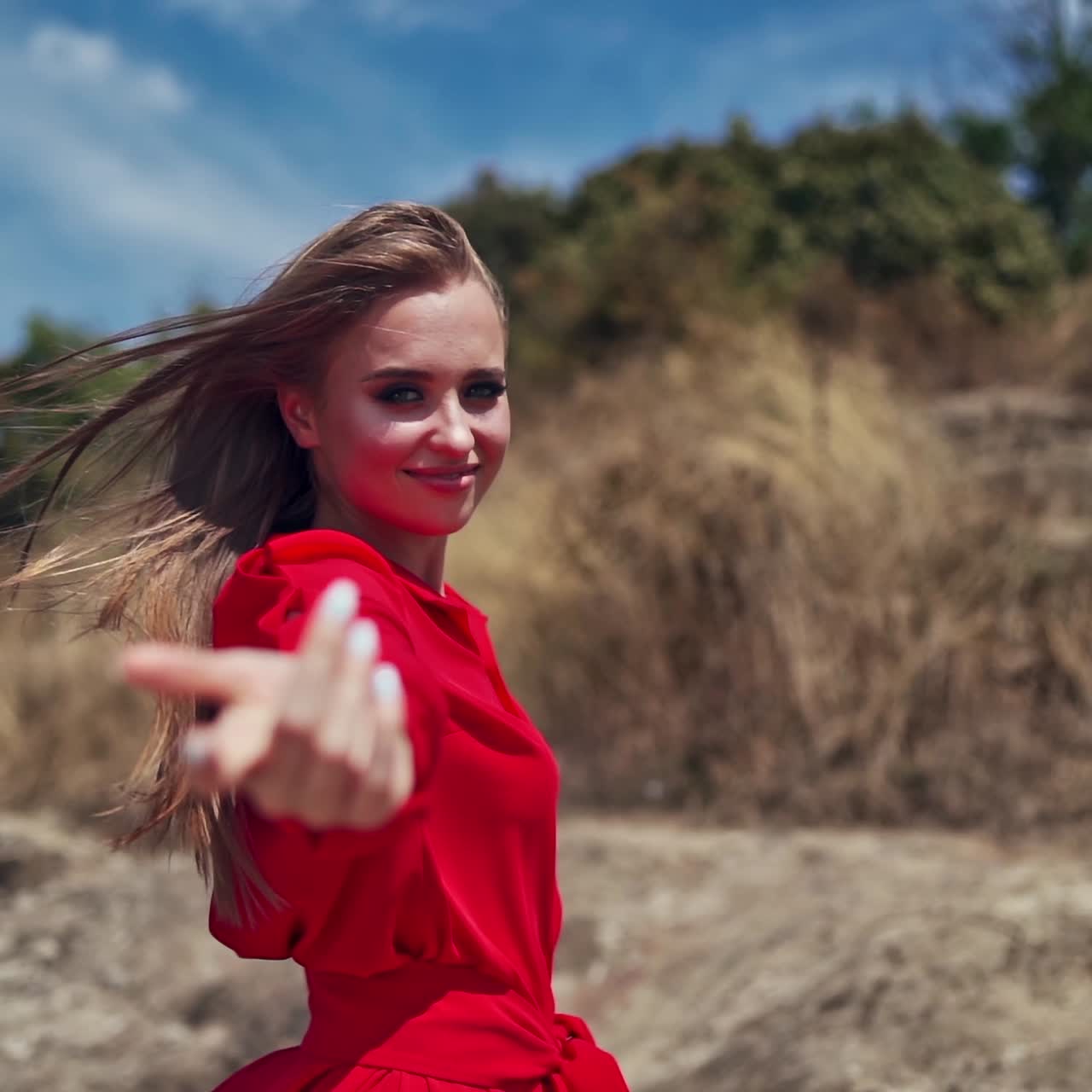 Fashionable woman posing outdoor
