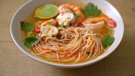 noodles-with-spicy-soup-and-shrimps-in-white-bowl---Asian-food-style