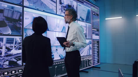 sala de control de vigilancia de seguridad