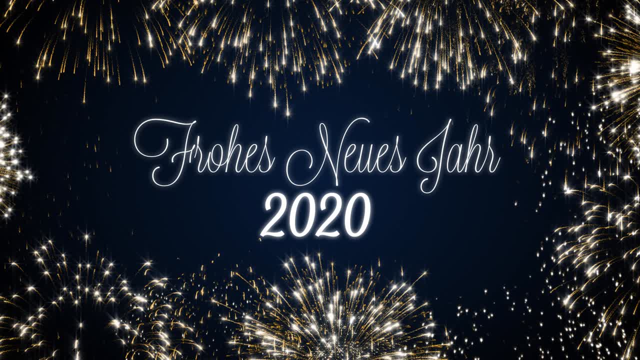 Looping Frohes Neues Jahr 2020 Social Postkarte mit goldenen animierten Feuerwerken auf elegantem schwarzem und blauem Hintergrund. Loop Feier deutsches Sprachkonzept. Loopbare Animation für festliche Feiertagsveranstaltungen