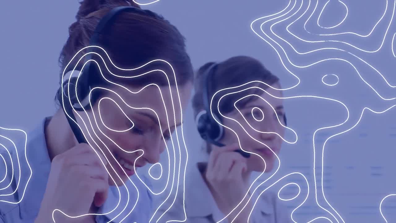 전화 헤드 ⁇ 을 사용하는 사업가들에 대한  ⁇ 색 지도 선의 애니메이션