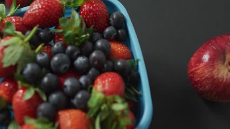 video of healthy packed lunch of fruit and vegetables