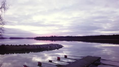 Luftaufnahmen-Vom-Fliegen-über-Kleine-Docks