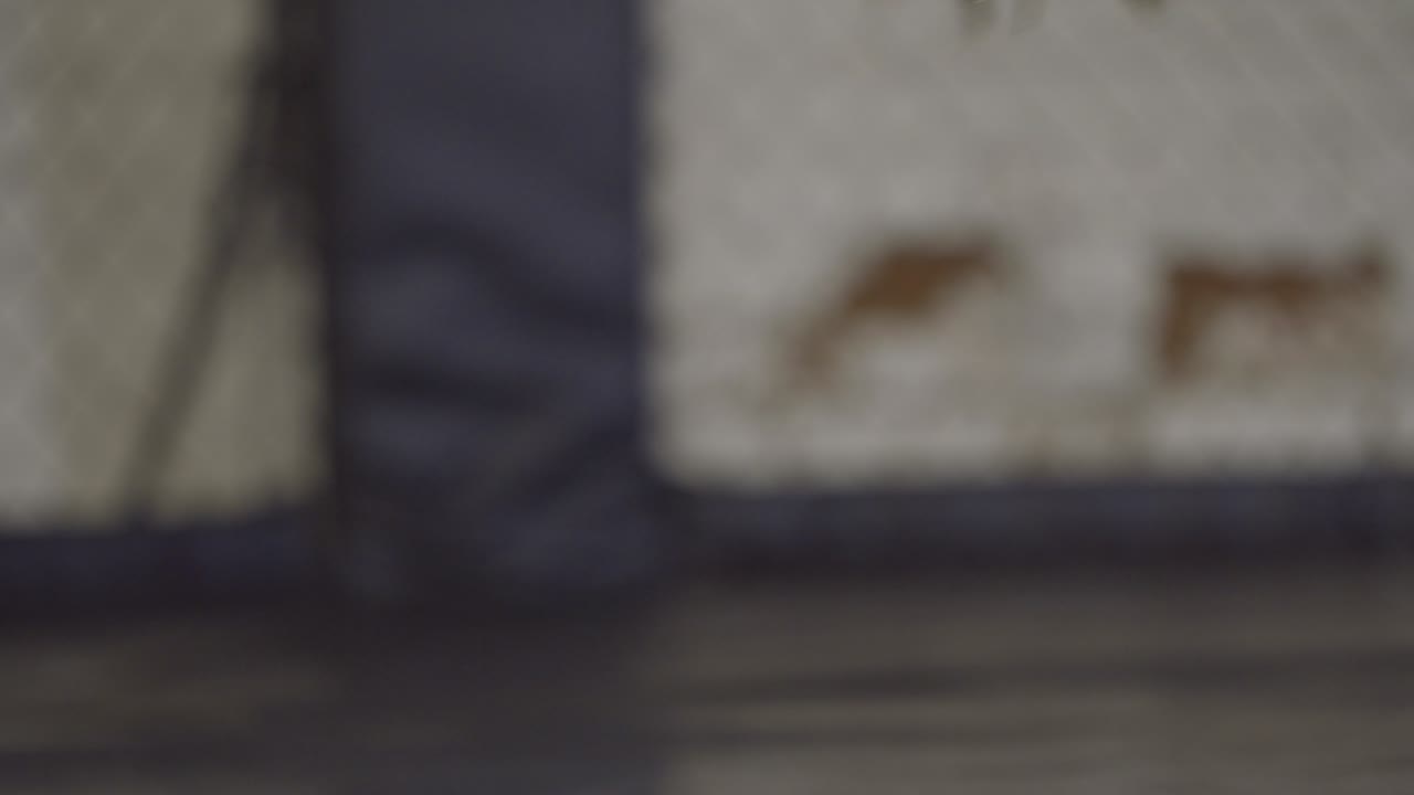 윗몸 일으키기를하는 여성의 cu