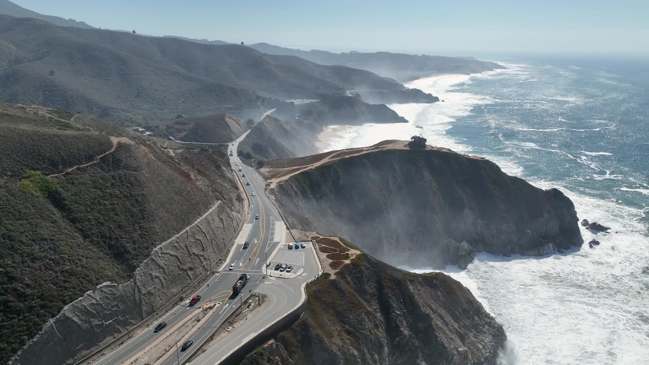 carretera costera en la autopista 1 en california estados unidos