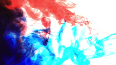superposición de nube de tinta. explosión de color. movimiento de humo azul, rojo en fondo blanco para la edición de video.