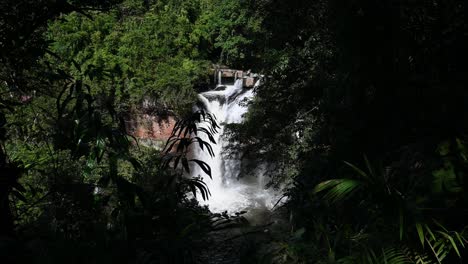 Long-video-of-this-lovely-Heo-Suwat-Waterfall,-great-for-narrated-works,-Thailand