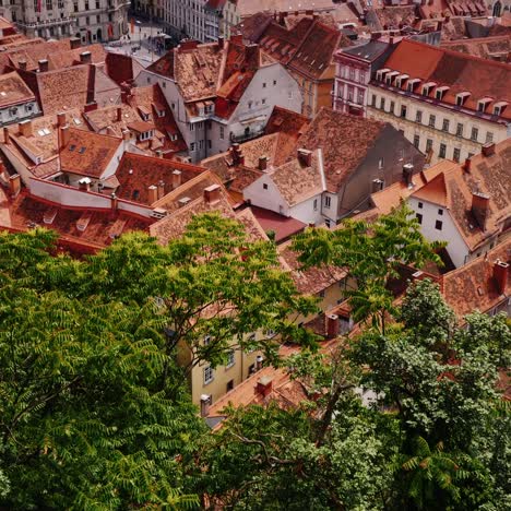 la pintoresca ciudad de graz en austria