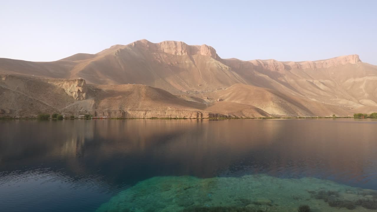 Il famoso lago blu di Band-e Amir, nella provincia di Bamiyan, in Afghanistan