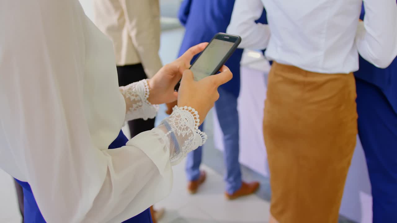 Businesswoman standing in queue at business seminar 4k