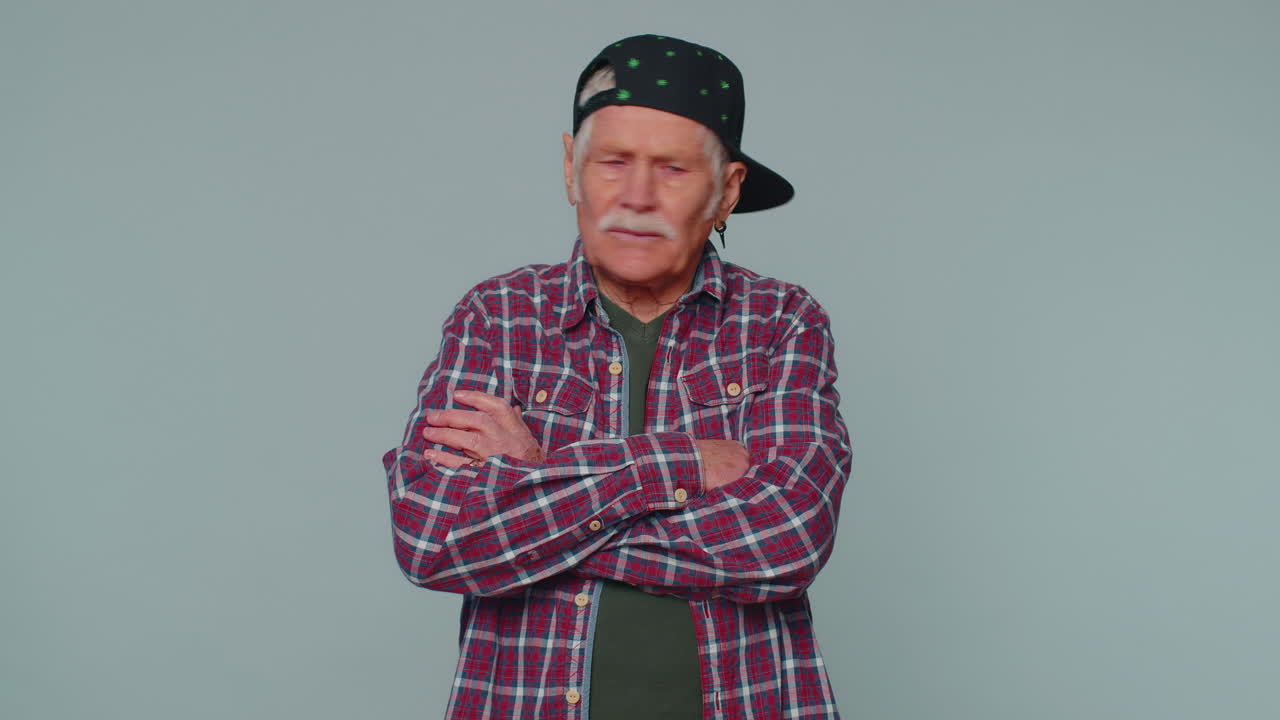 Dissatisfied man shaking head no, expressing irritation feeling bored disappointed results, bad news