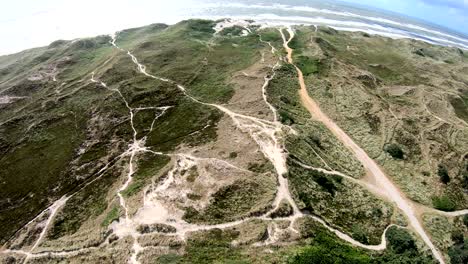 paisaje de dunas con hierba de marram, dunas de hierba, lyngvig, mar del norte, hvide sande, protección de diques, jutlandia, dinamarca, 4k