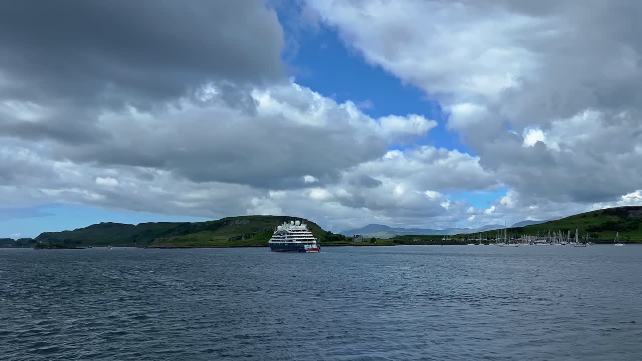 Cruise Lines Exploring The Scottish Highlands And Islands In Scotland. Wide Shot