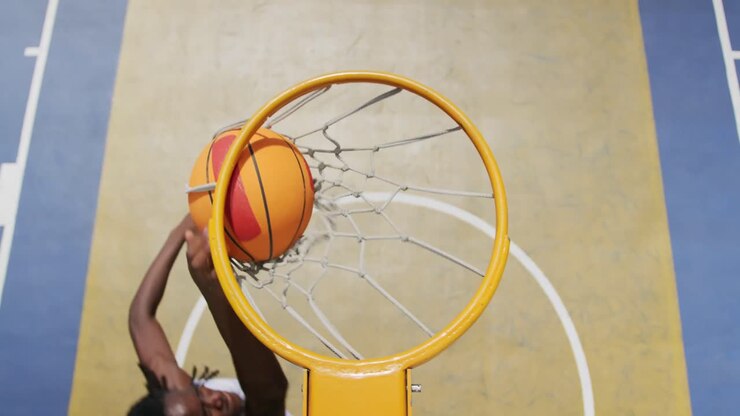 jugadores de baloncesto afroamericanos jugando baloncesto 4k