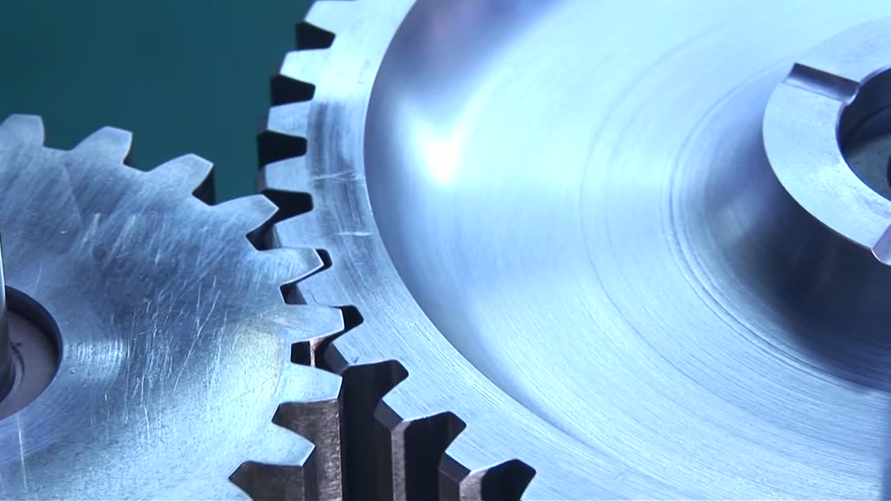 engranajes mecánicos giran