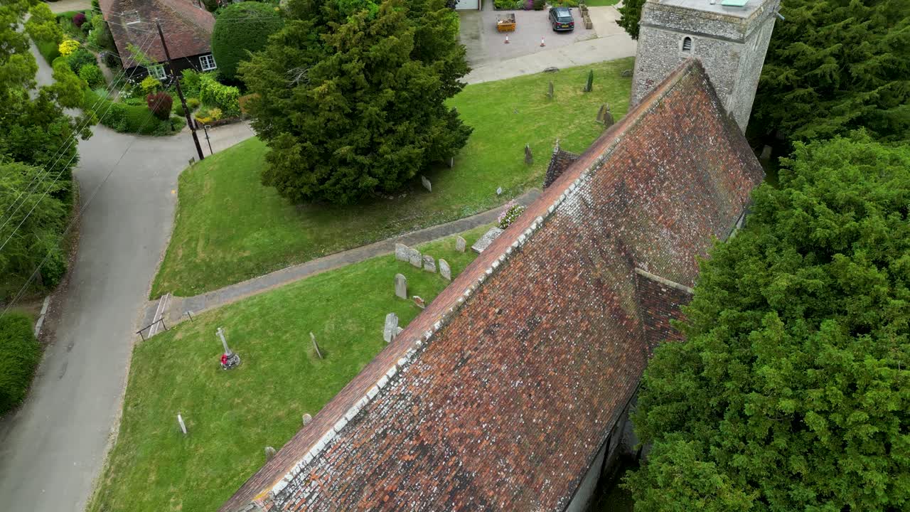 우먼스월드 에 있는 안티오키아 교회 의 세인트 마가 ⁇  을 향 한 밀어 넣는  ⁇