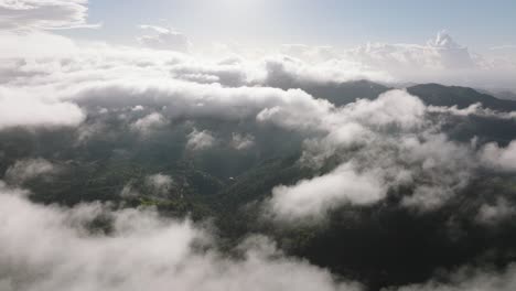 tetas de cayey puerto rico alto por encima de las nubes 5k mavic 3 cine drone metraje 7
