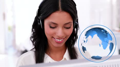 Hispanische-Callcenter-Agentin