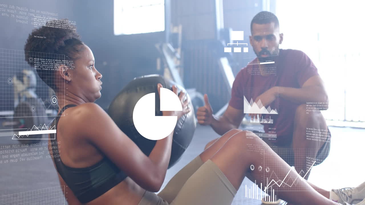 animación del procesamiento de datos digitales sobre diversas personas que hacen ejercicio en el gimnasio