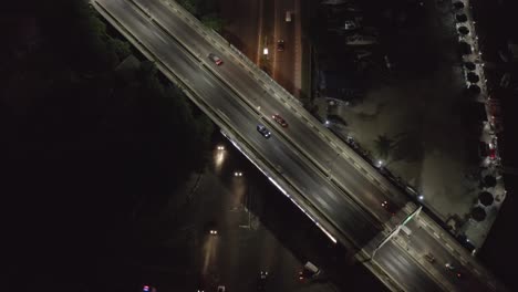 carreteras de la ciudad en la noche nigeria drone 07