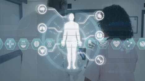 animación del procesamiento de datos médicos sobre diversos médicos
