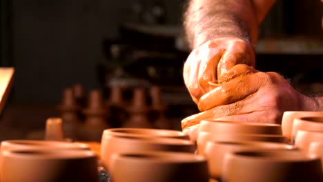 olla hecha de arcilla
