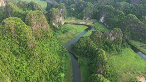 Bajando-Por-El-Río