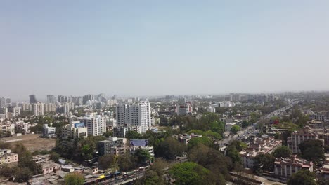 tráfico de la ciudad | pune, india | vida de la ciudad | coches | camino | calle