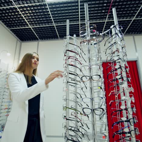 female customer at glasses shop