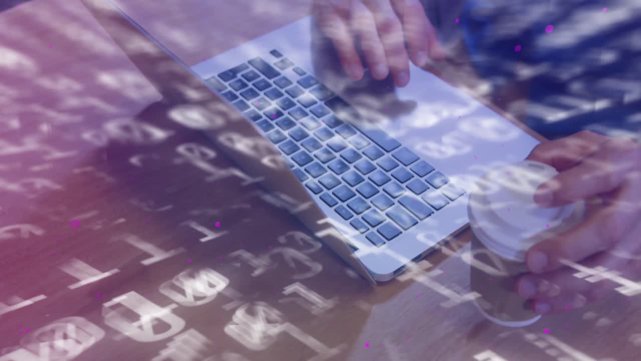 노트북을 사용하는 사람에 따라 바뀌는 바이너리 코딩 숫자의 애니메이션