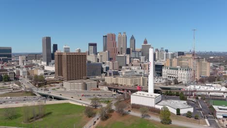 4k-aerial-of-downtown-Atlanta,-Georgia