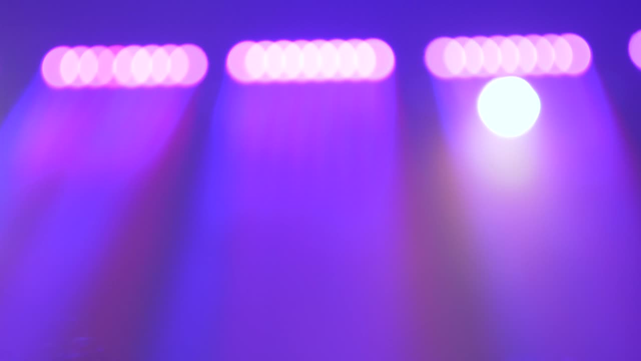 luces de escenario brillantes