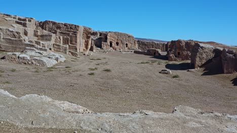 Ciudad-Antigua-De-Dara-Durante-El-Día-En-Mesopotamia,-Mardin,-Pavo---Disparo-De-Drone