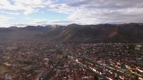 una vista aerea de la ciudad de os cusco peru