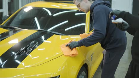 professional car detailing – washing, ceramic coating, and interior cleaning