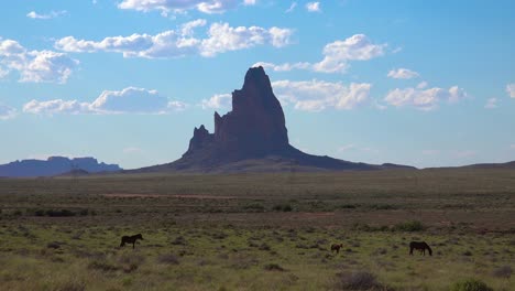 beautiful rock formations near monument valley arizona