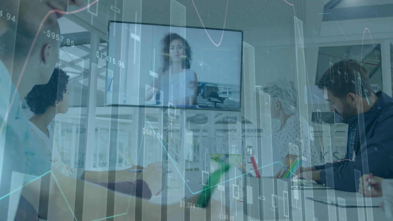 animación del procesamiento de datos financieros sobre personas de negocios que trabajan en la oficina