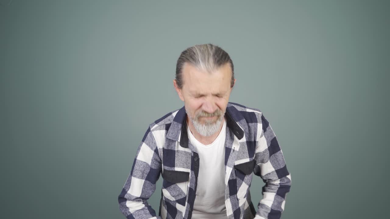 The man who has trouble seeing. Eye problem.