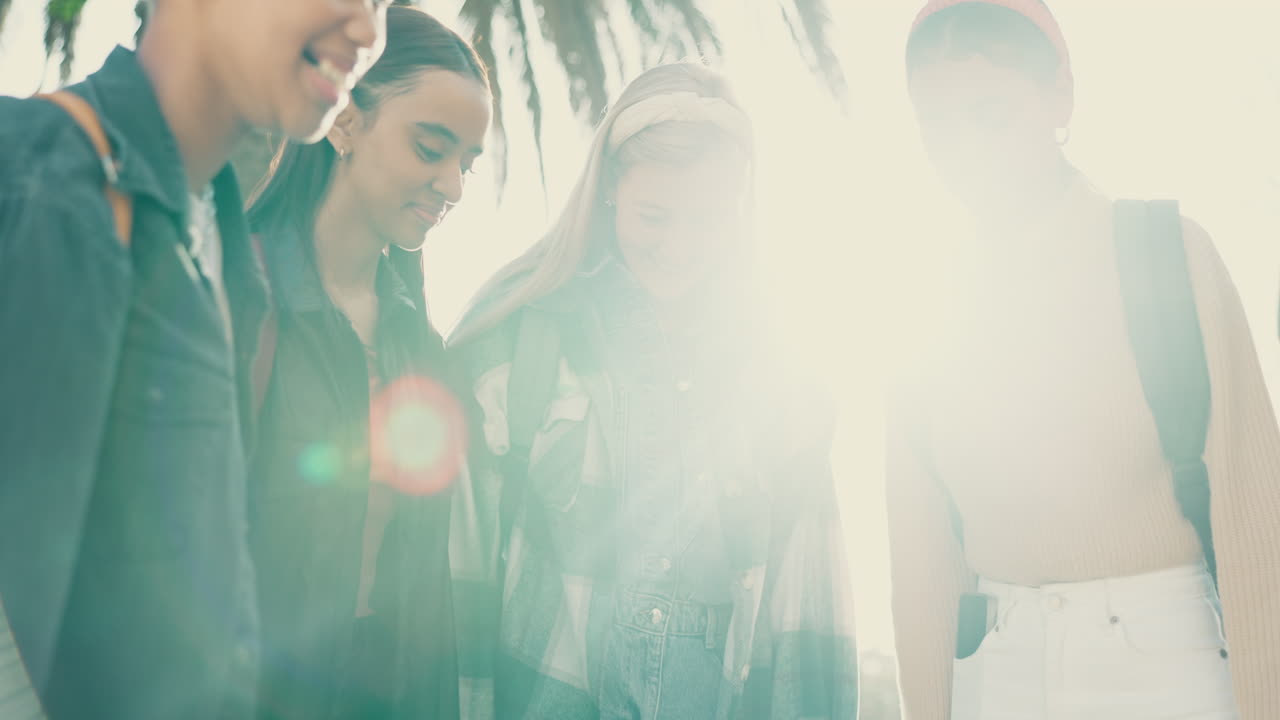 축하, 학생과 손을 함께