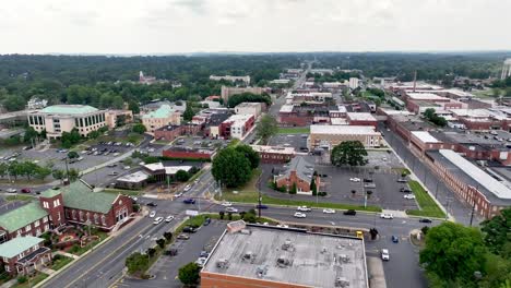 Asheboro-Nc,-Carolina-Del-Norte-Alto-Sobre-La-Ciudad