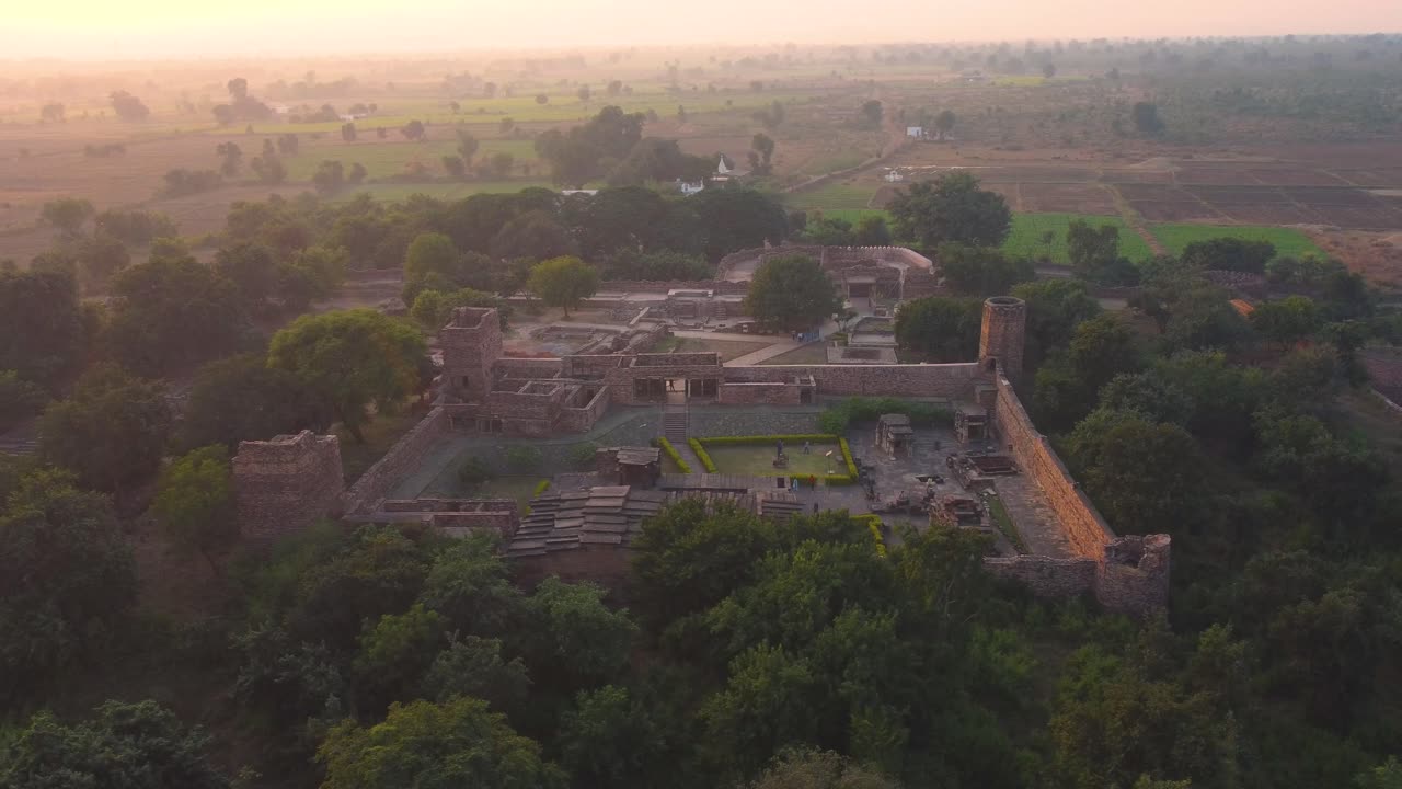 Drone shot of an Ancient Indian Fort and temple during sunset in Shivpuri , India