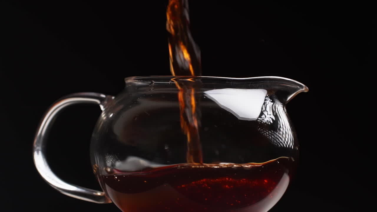 유리 차 비 에 차 를 부는 것