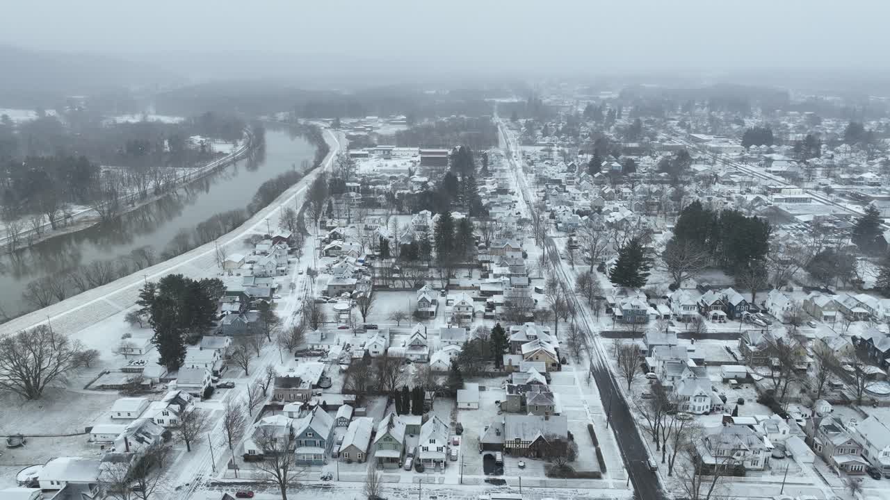 올린, 뉴욕 상공의 겨울 드론 비행