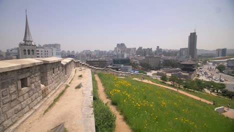 Seoul-City-Wall