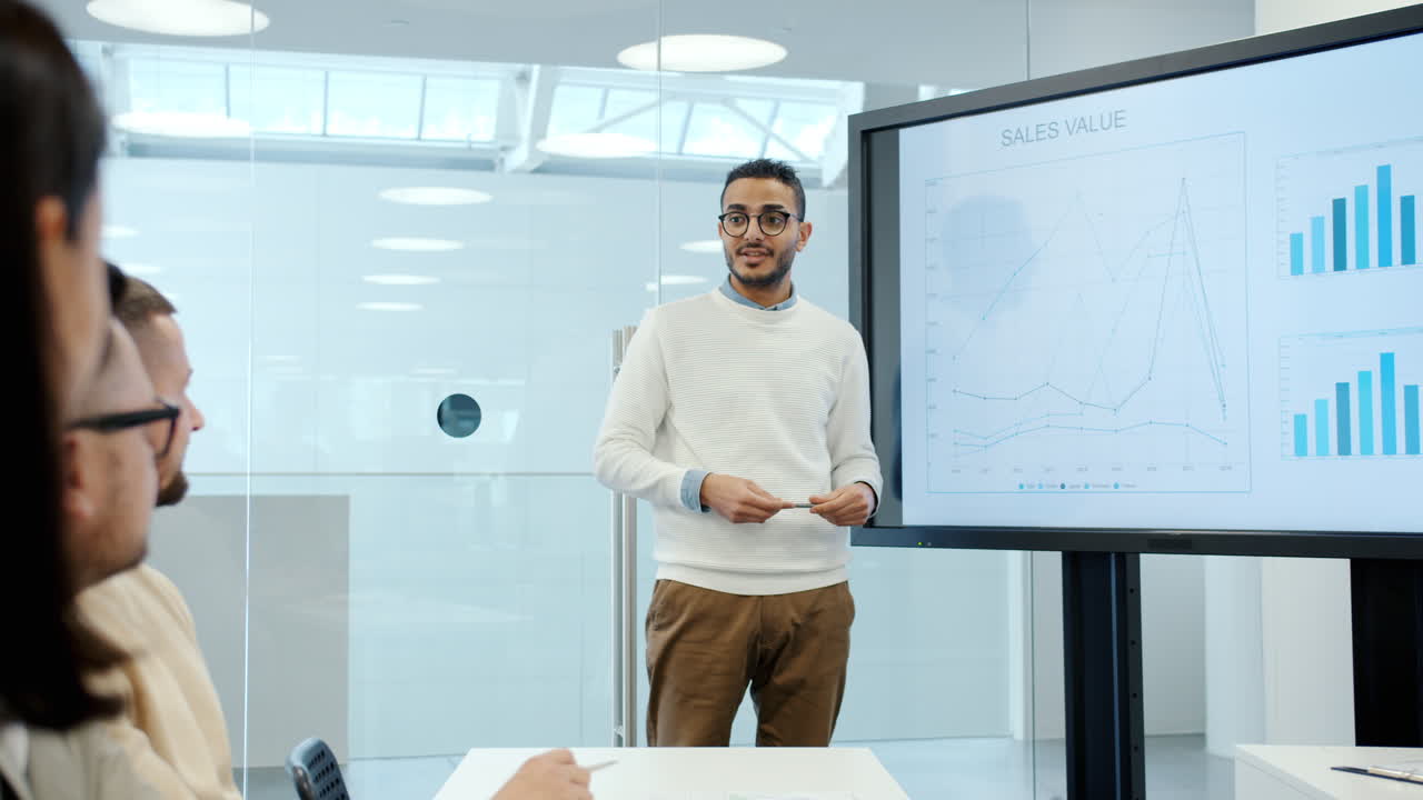 presentación de negocios en la sala de reuniones