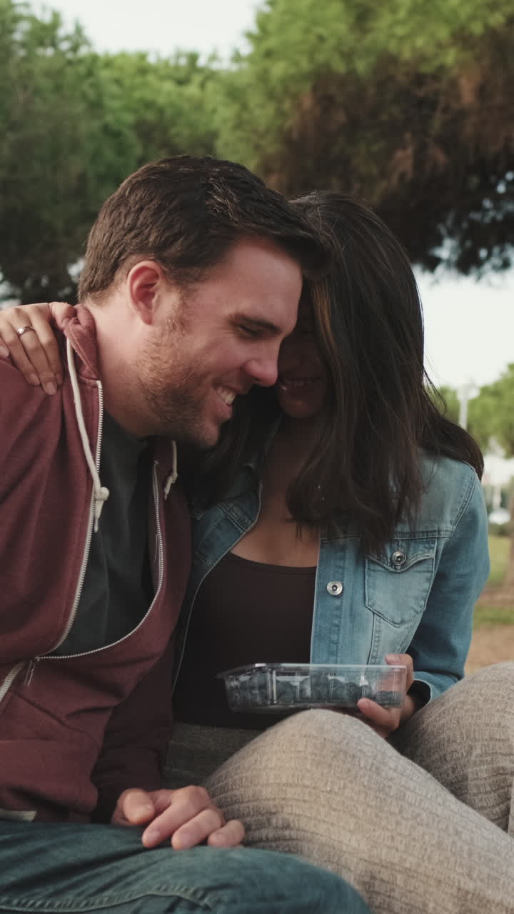 Couple enjoying a picnic in the park