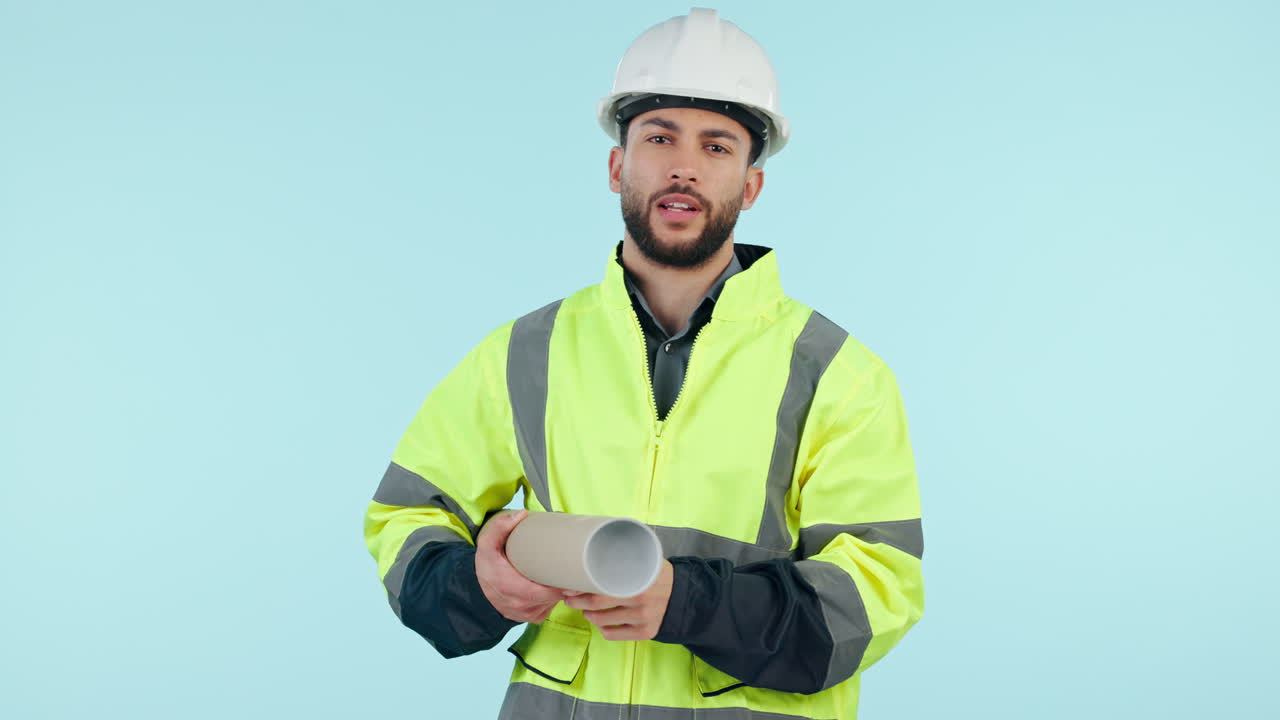 estudio de arquitecto, hablando y hombre explicar lista