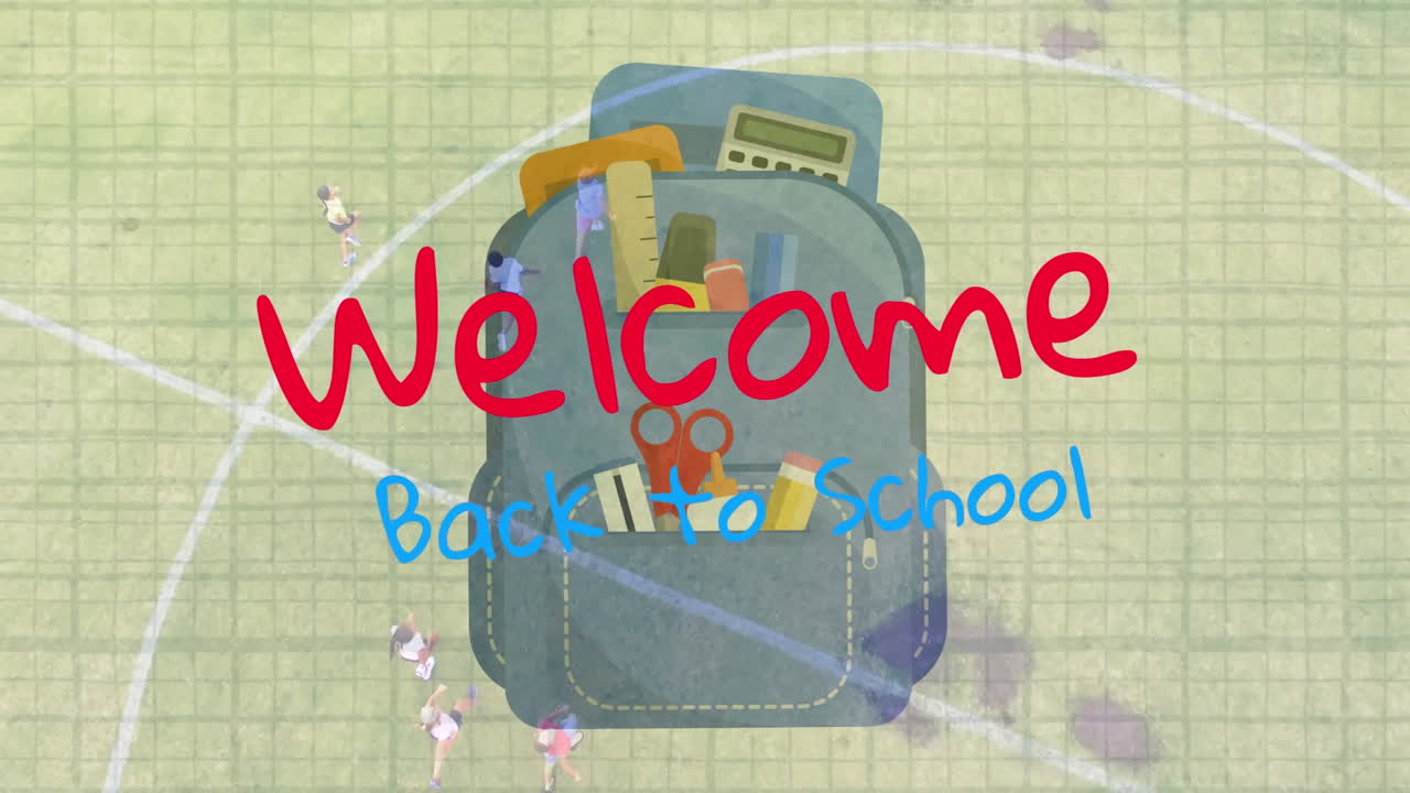 축구를 하는 아이들을 상대로 학교에 오신 것을 환영합니다.