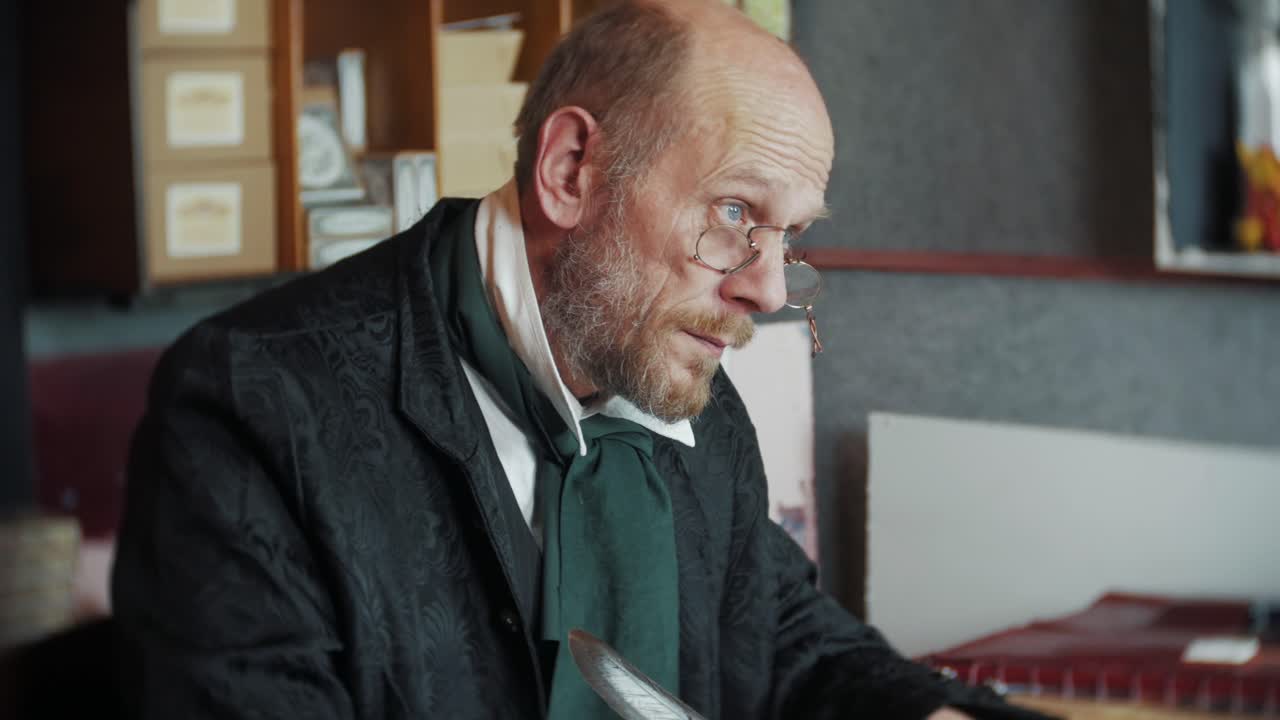 에베니저 스크루지 프로필